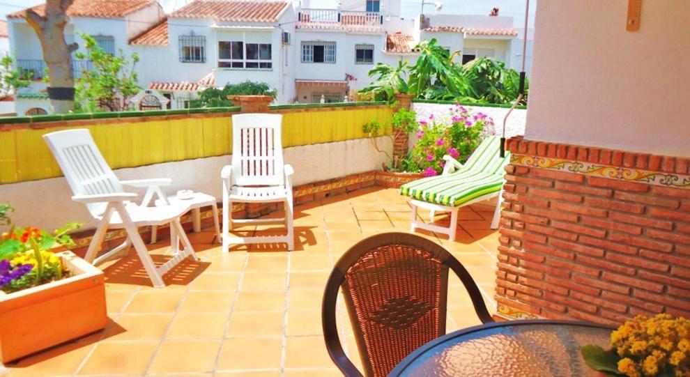 Villa Peperent Casa Pino à Nerja Extérieur photo