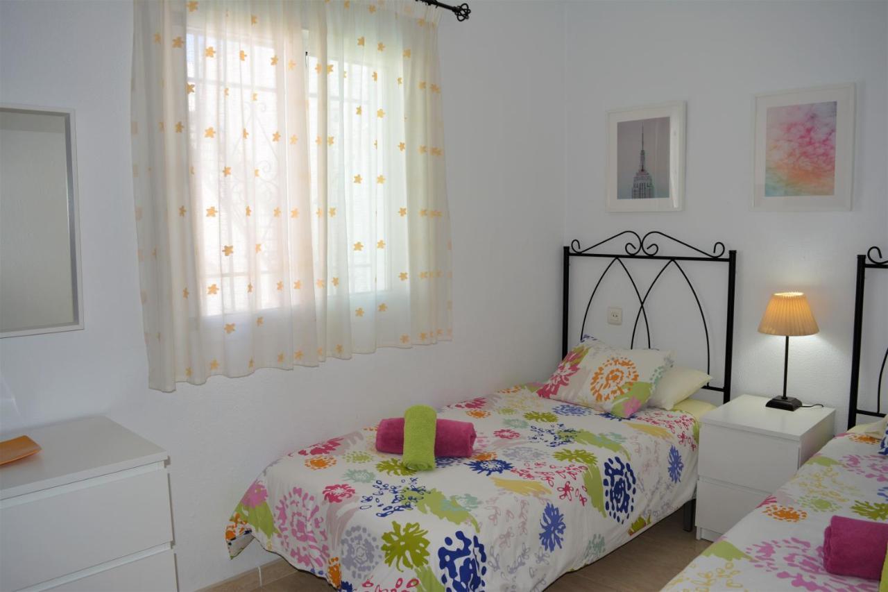 Villa Peperent Casa Pino à Nerja Extérieur photo