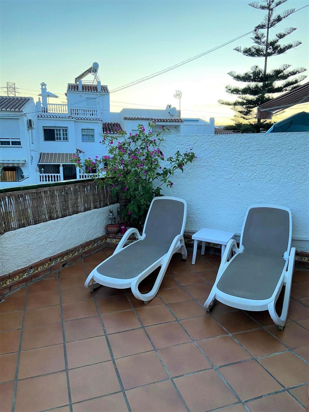 Villa Peperent Casa Pino à Nerja Extérieur photo